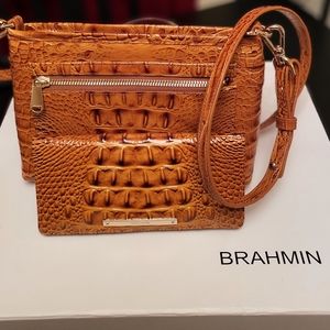 Small Melbourne Brahmin purse and Ady wallet